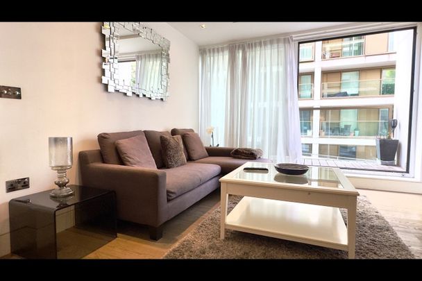 2 Bed Flat, Kensington High Street, W14 - Photo 1