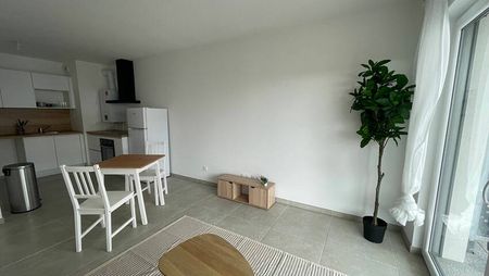 Appartement Mont Saint Martin 2 pièces meublé - Photo 3