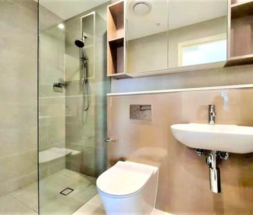 Secure, convenient and modern. Great layout with tons of storage. - Photo 6