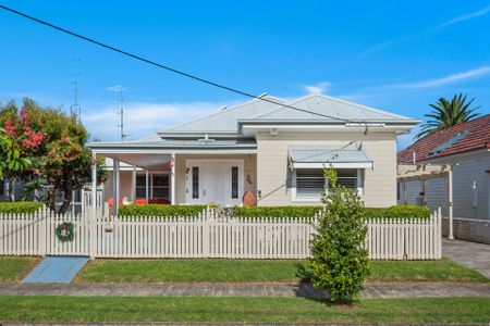 27 Raymond Road Thirroul NSW - Photo 3