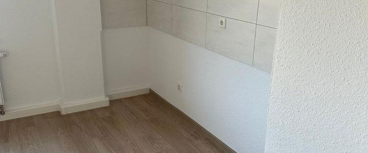 Großzügig geschnittene 2,5-Raum-Wohnung an der Muldental-Klinik - Foto 1
