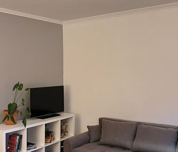 Warszawa, Ochota, Rakowiec, Sulmierzycka - Zdjęcie 1