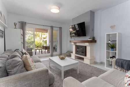 Apartamento planta baja en alquiler en Marbella, Marbella - Foto 3