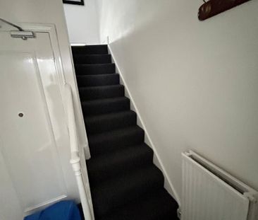 6 bedroom flat to rent - Photo 5