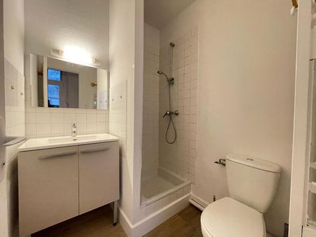 Location Appartement 1 pièce 20m² ANGERS 49000 - Photo 5