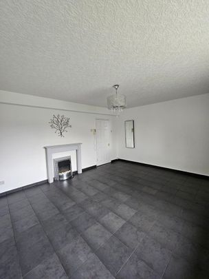 2 Bed Flat, Gregory Hood Road, CV3 - Photo 1