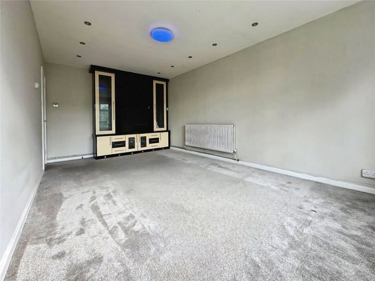 Farm Road, Whitton, Hounslow, TW4 5PH - Photo 1
