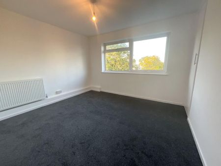 3 bedroom maisonette to rent - Photo 3