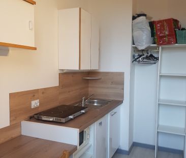 Location Appartement 1 pièce 14m² LILLE 59800 - Photo 2