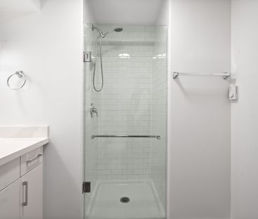 For Lease - 2461 Queen Street Unit# 7A, Toronto, Ontario - Photo 6