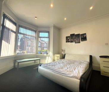 Room 1, Queens Road, DN1 - Photo 1