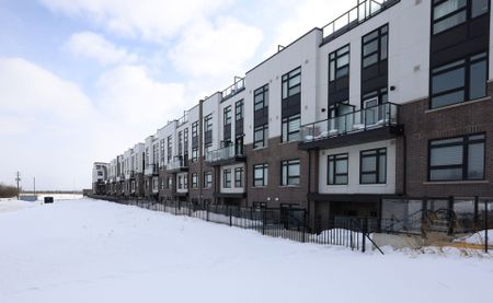 For Lease - 1573 Rose Way Unit# 129, Milton, Ontario - Photo 2