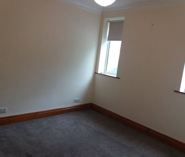 2 Bed Terraced House, Fulton Road, S6 - Photo 4