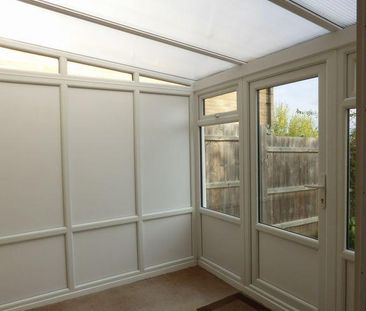 3 bedroom detached house to rent - Photo 3