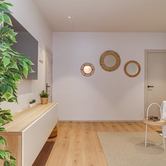 barcelona, Catalonia 08901 - Photo 1