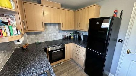 Peatey Court, Princes Gate, High Wycombe, HP13 - Photo 3