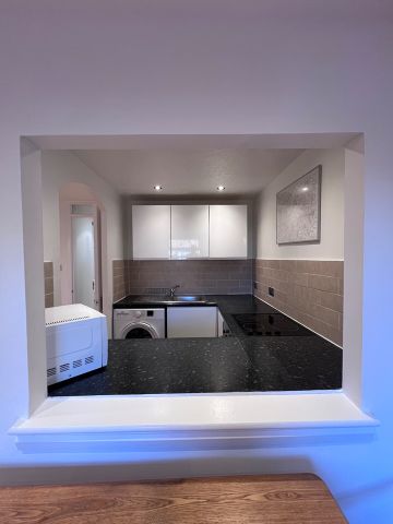 1 Bed Flat, Burnham Close, SE1 - Photo 5