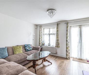 2 bedroom terraced house to rent - Photo 4