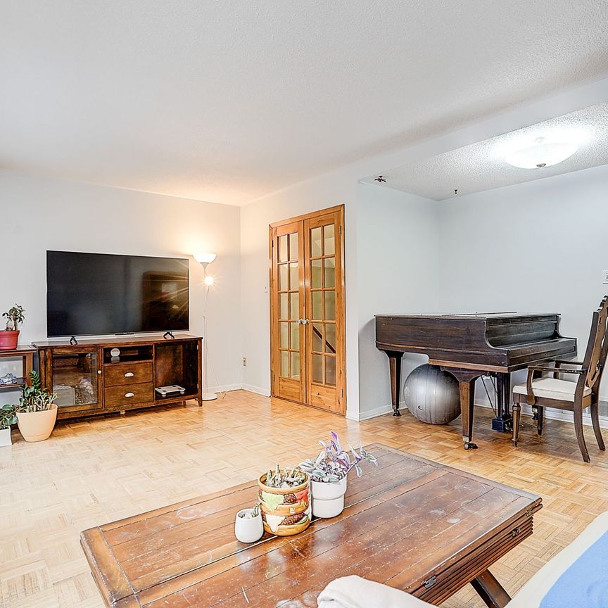 For Lease - 1 Nebula Star Way Unit# 29, Toronto, Ontario - Photo 1