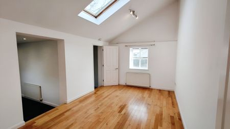 One Bedroom Flat for Rent in Burgess Hill - Photo 4