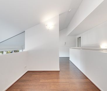 Uninterrupted Paddington Views - Penthouse Dual Level Warehouse Con... - Photo 4