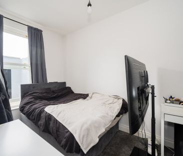 Apt 1, 60 Wellington Park, Belfast, BT9 6DP - Photo 6