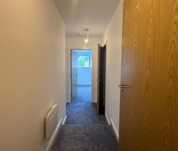 1 bedroom Flat To Let - Photo 5
