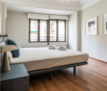 4-bedroom apartment for rent in Sant Francesc, Valencia - Foto 1