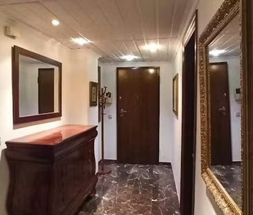 Carrer de Fontanars dels Alforins, Valencia, Valencian Community 46007 - Photo 4