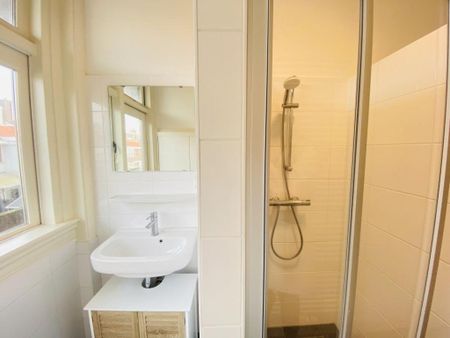 Te huur: Appartement Van Zeggelenlaan 200 in Den Haag - Photo 2