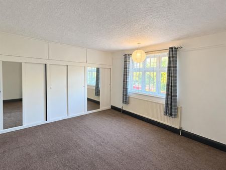 London Road, High Wycombe - Photo 4