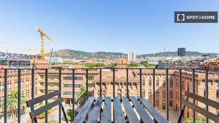 3 room luxury Apartment for rent in Barcelona, Spain - Photo 2
