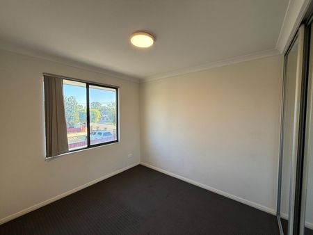 Top Locale Midvale Townhouse AVAILABLE FOR RENT NOW! - Photo 5