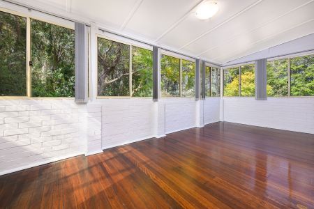 1/2 Duff Street, 2074, Turramurra Nsw - Photo 2