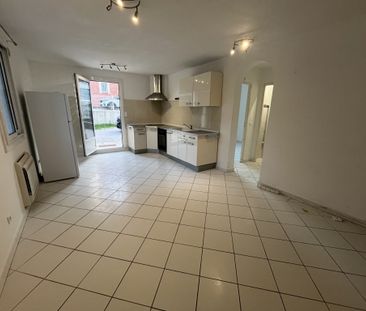 Location Appartement 3 pièces 51m² HYERES 83400 - Photo 2