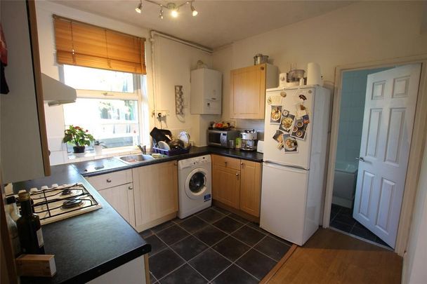 3 bedroom flat share to rent - Photo 1