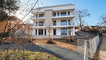 Ein ganz besonderes Zuhause!Wunderbarer Weitblick ins Grüne, mitten in der Stadt. - Photo 5