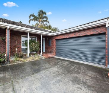 REAR UNIT WALKING DISTANCE TO HAMPTON STREET - Photo 2