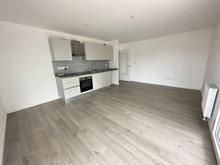 Location Appartement 3 pièces 63m² - Photo 3