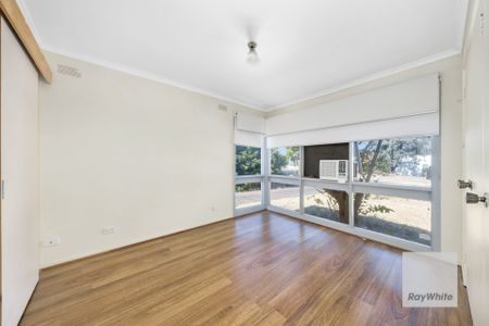 Spacious Family Living in the Heart of Melton South - Photo 2