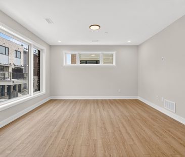 For Lease - 301 Glenroy Gilbert Drive Unit# 18, Barrhaven, Ontario - Photo 3