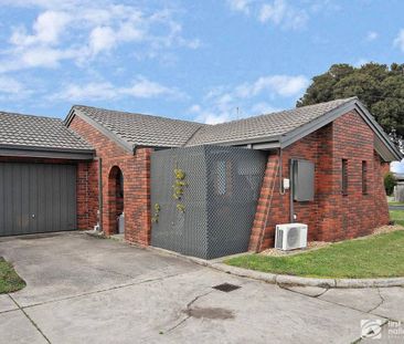 2 Bedroom Unit in the Heart of Cranbourne! - Photo 2