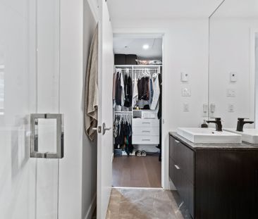 1900 Rue Suzanne Coallier, Montréal (Saint-Laurent), QC H4M - Photo 1