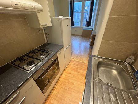 1 bedroom flat to rent - Photo 4