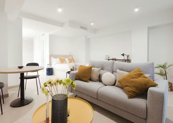 Calle Lazcano, Málaga, Andalusia 29008