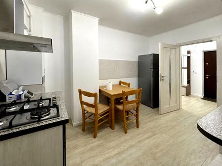 Apartament de inchiriat in Ploiesti, zona Piata Mihai Viteazul - Photo 5