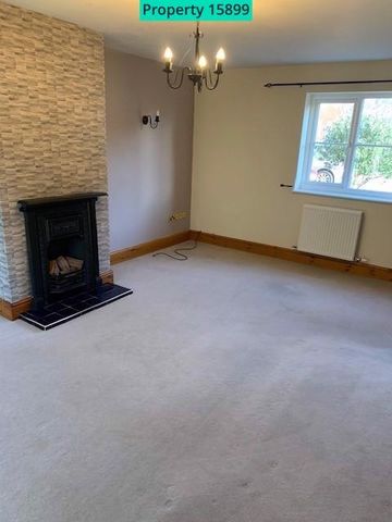 3 bedroom mews to rent - Photo 2