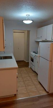 1 Bed 1 Bath Available In Beautiful - Photo 1