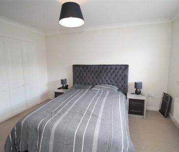 3 bedroom link detached house to rent - Photo 3