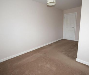 2 bedroom maisonette to rent - Photo 5